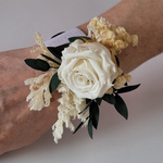 Endless Corsage