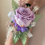 Endless Corsage